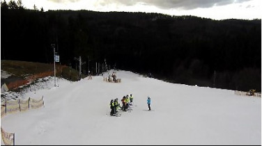 Obraz podglądu z kamery internetowej Rajnochovice - Ski  Troják